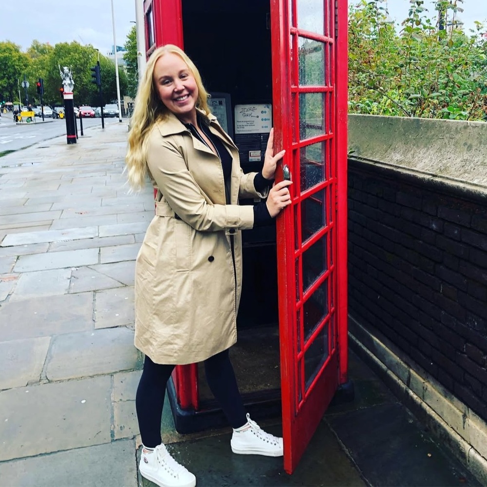 Banana Republic Classic Trench